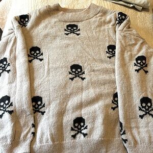 Spooky skull sweater
